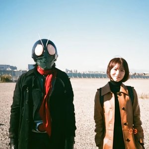 “希望那条红色围巾适合你”