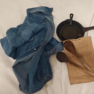 The Revolving Door mia-tunes