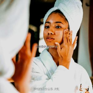 一尘不染颈部按摩印象数