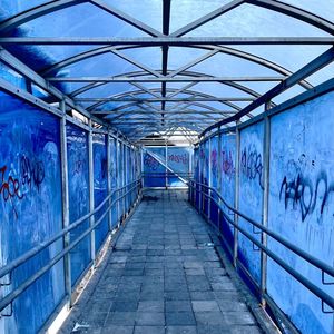 Прогуляться нужно