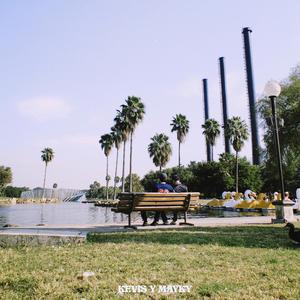 Casi Algo (feat. Maykyy)