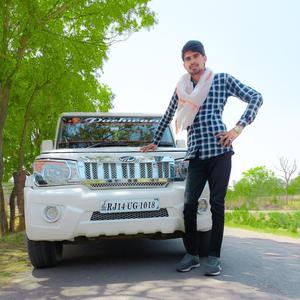 बर्फी खावे गी लाडली