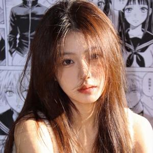 刚才吻了你一下