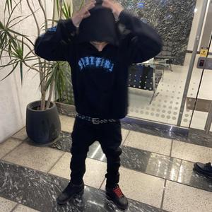 FUMANDOGASTANDOMILES