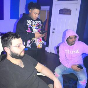 Bet Not Play (feat. Deeski)