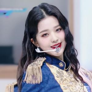 幻想童话（Secret Story of the Swan）（翻自 IZONE）