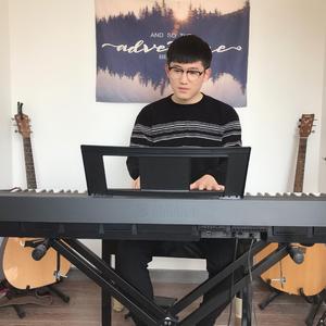 为爱加油-郑书超 伴奏