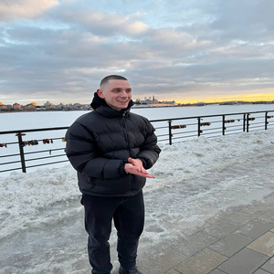 Саня ломается