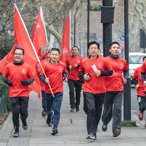 一起翱翔