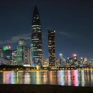 爱这段路聚少离多