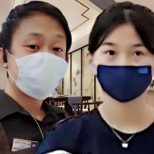 共手漫步走天下