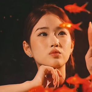 如今我喝酒不谈情