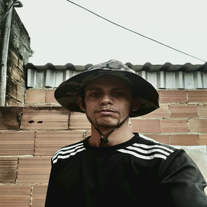 VAGABUNDO NÃO NAMORA