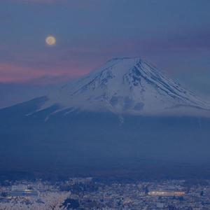 风吹过八千里 （完整版）