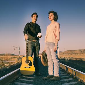 Naves (feat. Alison Rios)