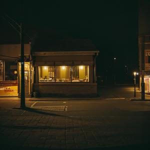 郑典设自施州归