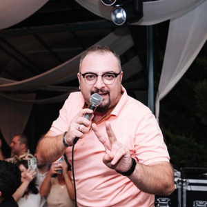 გამიღიმილე