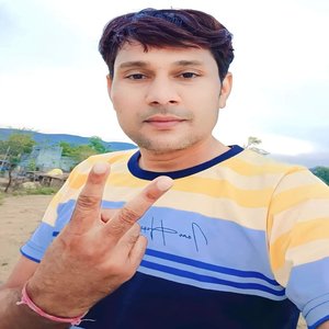 परण्या कुण लोहड़ी कि लागी बुरसेट प टीकी