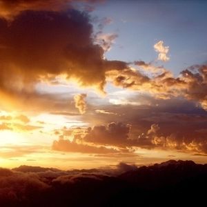 北极光与沙漠的风