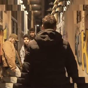 Vazgeçmeden Olmaz dı (feat. Monoman)