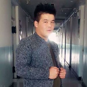Ata Ene 父母