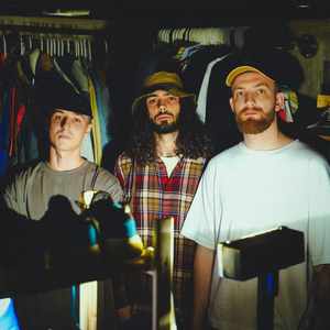 Тристайл (feat. MOLD & babypink) [KillaHillz Mix]