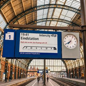 Eindstation (feat. Julian Kimmijser & Rick van Liempt)