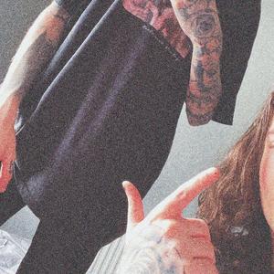 BAD HABITS (feat. Sinxi)