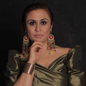 BİZİM KÖYÜN KIZLARI (BÖYLE ÖMÜR BİTER Mİ?)