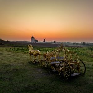 风雨中的温暖爱恋 伴奏