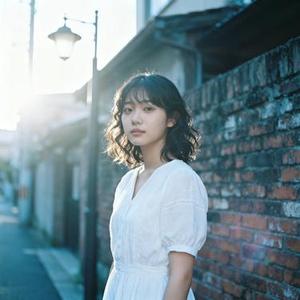 我是不是该安静的走开 (灵芝 Remix)