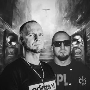 Hoch hinaus (feat. MC Fehl)