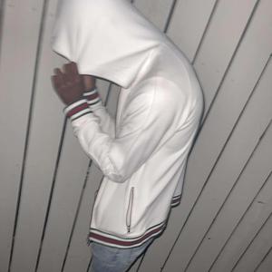 LetMeGo (feat. ilovecapri)