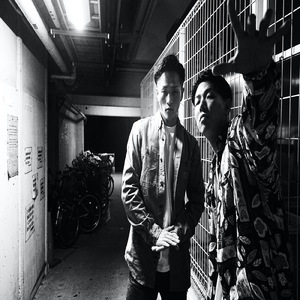 look at me (feat. PUZZY!)