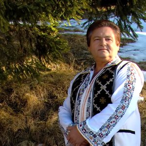 Numai o palma de la curea