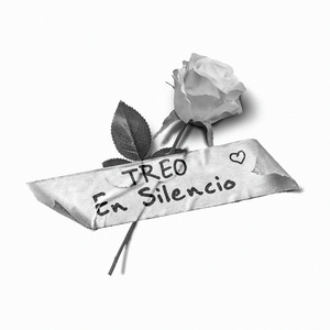 En Silencio