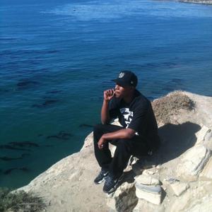 Cali Chi11 (feat. Mike Gee)