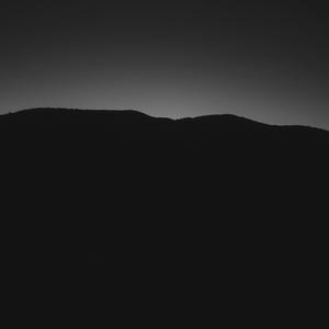 两个科学家在吃面（翻自 马飞）