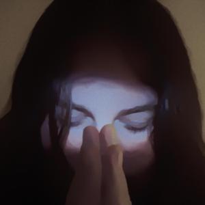 Viktória (feat. Kopi)