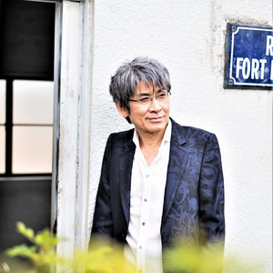 海よりも青い空よりも