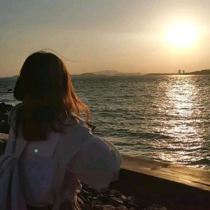 后来的风吹散了情话