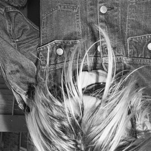 Cry to death (feat. w3bcam)