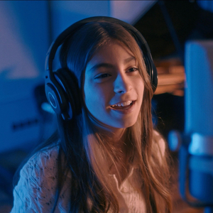 Живей с усмивка