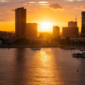 Vibraciones De Estilo Libre En Las Esquinas