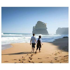 边写边唱，边走边看