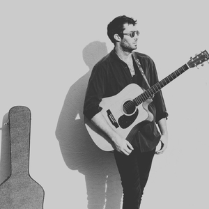 Algo en Ti (feat. David Bulhoes)