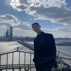 SixMinutes Crazy EDM Show