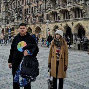 宝贝 我不再是那个穿着花裙的小星星（翻自 赵鸿霖）