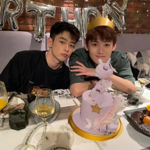 遇见你的时候所有星星都落到我头上(kk生日)