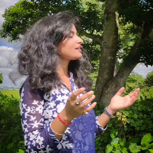 Inn Lamhon Ke Daaman Mein